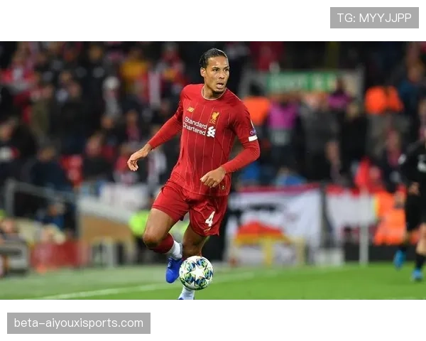 范戴克空中对抗获胜32次 利物浦中卫展现制空统治力